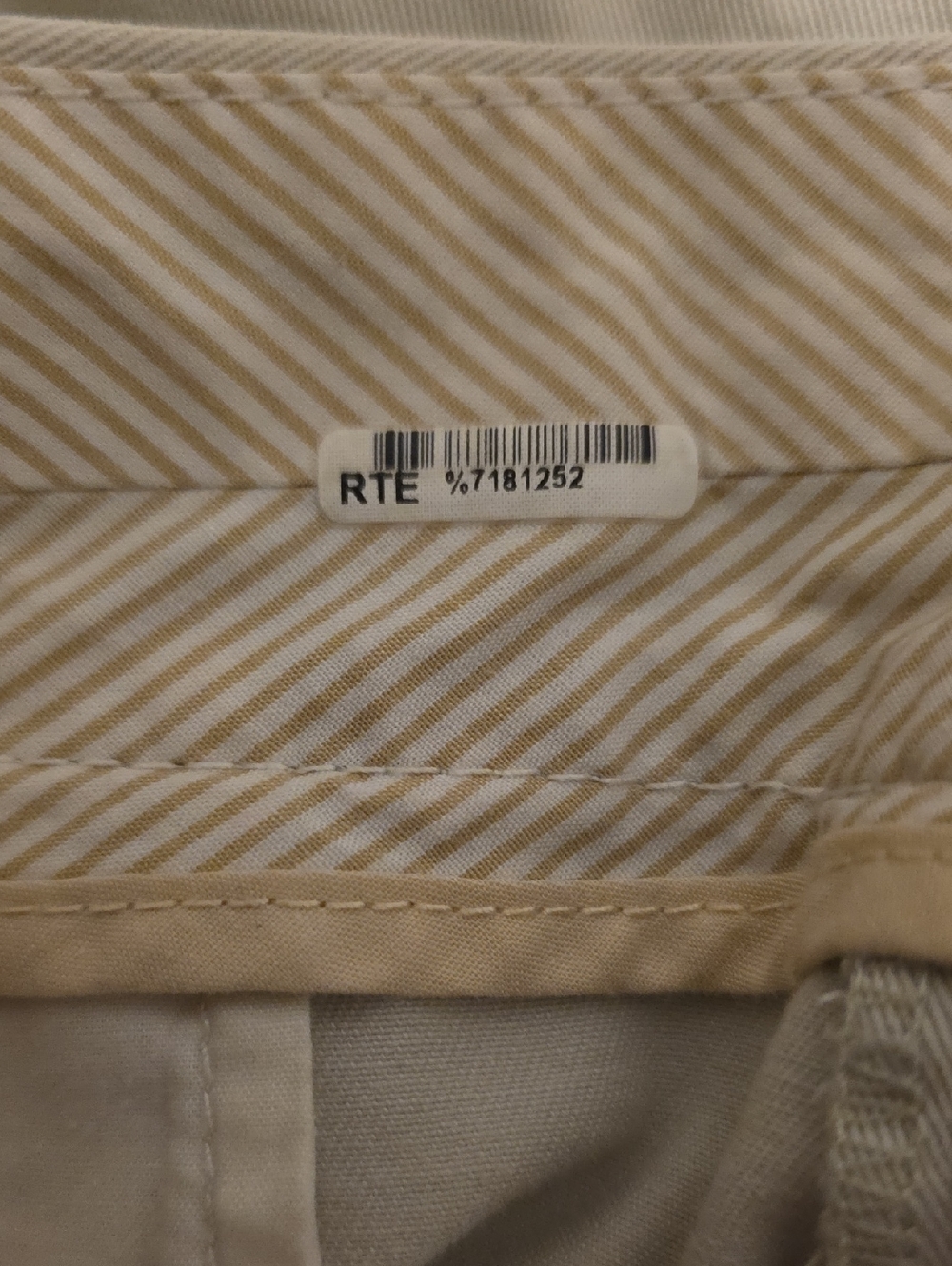 J. Crew Broken-in Chino Shorts Size 4 - Picture 5 of 5